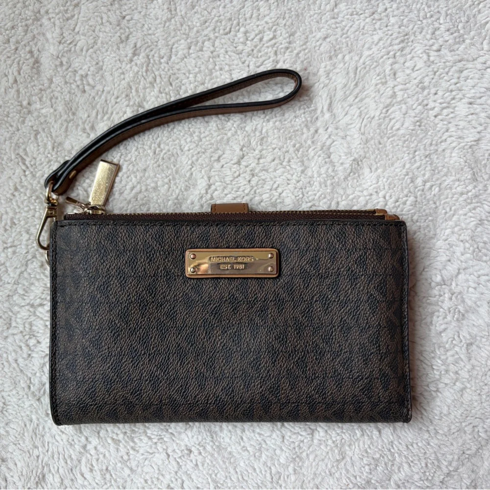 Michael Kors Dark Brown Jet Set Travel Double Zip Wristlet